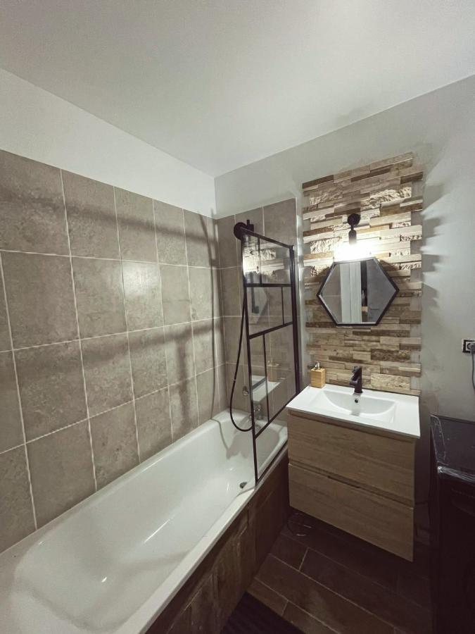 Superbe Appartement Avec Boxe Proche De Paris Pierrefitte-sur-Seine Exterior foto