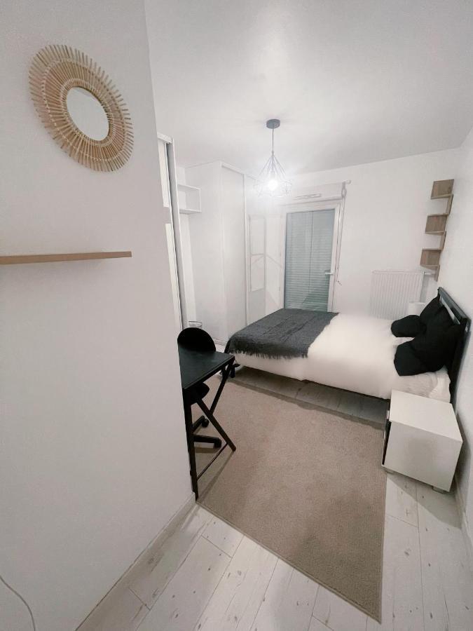 Superbe Appartement Avec Boxe Proche De Paris Pierrefitte-sur-Seine Exterior foto